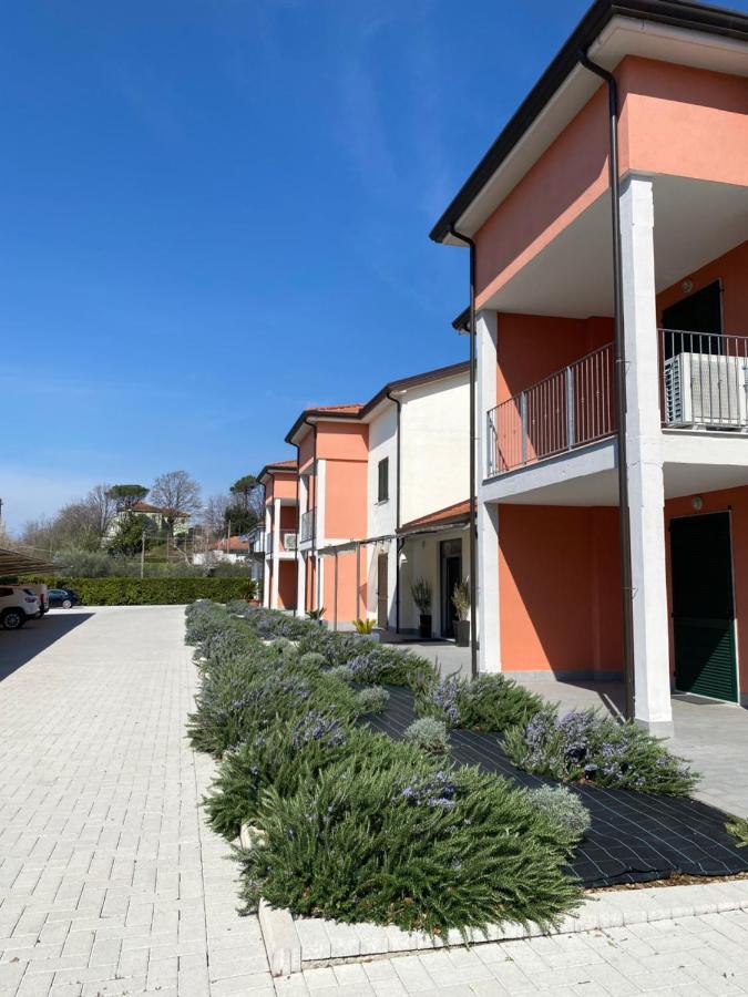 Rta La Pineta Aparthotel Sarzana Exterior photo